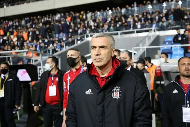 besiktasin-teknik-patronu-onder-karaveli-altay-maci-sonrasi-aciklamalarda-bulundu-1645313165886.jpeg Beşiktaş'ın teknik patronu Önder Karaveli Altay maçı sonrası açıklamalarda bulundu-4