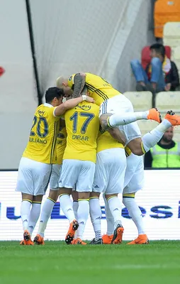 Fenerbahçe zirveye tutundu