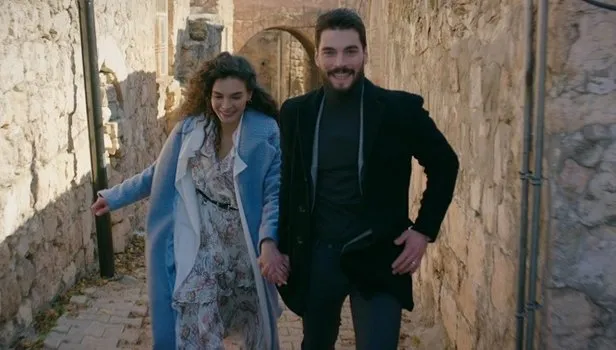 Olmaz Olsun şarkısı Hercai'nin 27. bölümüne damga vurdu!