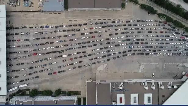 Türkiye'ye akın ediyorlar! Kapıkule'de gurbetçi yoğunluğu