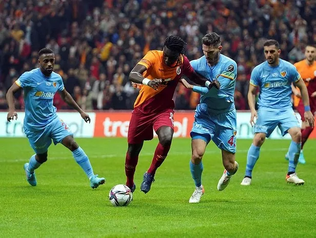 aslan-eriyor-galatasaray-1-1-kayserispor-mac-sonucu-1644689283720.jpeg