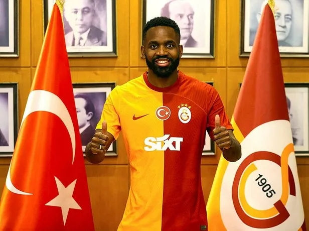 galatasaray-cedric-bakambuyu-uefa-kadrosuna-dahil-etti-1690273693046.jpeg