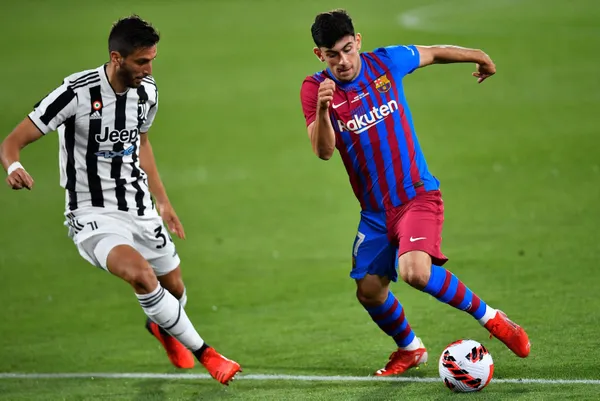 avrupa-kulupleri-yusuf-demiri-yakindan-takip-ediyor-1666518793524.jpg Avrupa kulüpleri Yusuf Demir'i yakından takip ediyor-7