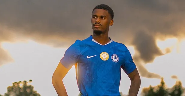 Jorrel Hato resmen Chelsea'de