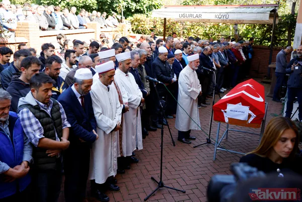 SON DAKİKA: Amasra Bartın'da maden faciasında hayatlarını kaybeden işçiler son yolculuğuna uğurlanıyor - 40