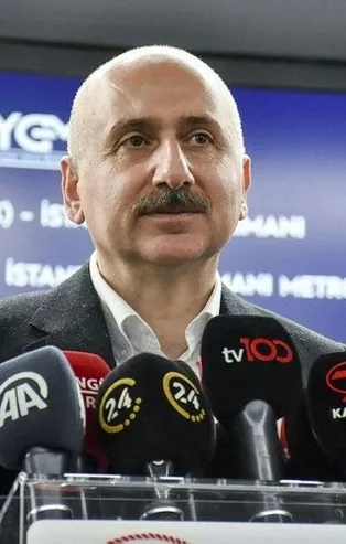 Bakan Karaismailoğlu'ndan Atatürk Havalimanı açıklaması: Doğu-Batı açık kalacak ve acil durumlar için kullanılacak