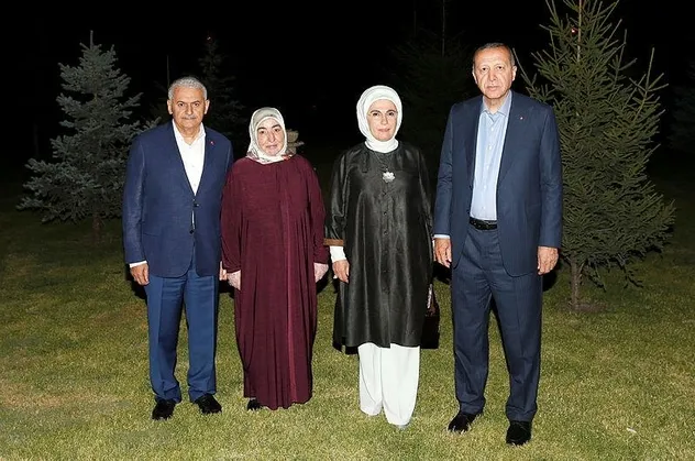 Türkiye'nin İlk Başkanı Recep Tayyip Erdoğan son Başbakan Binali Yıldırım'ı ziyaret etti