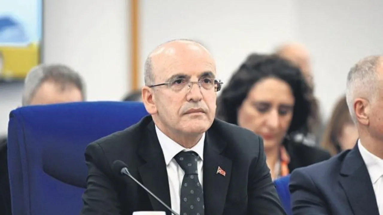 Bakan Şimşek: Çalışanları enflasyona ezdirmeyeceğiz