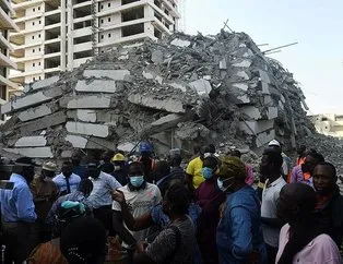 Nijerya’da 21 katlı bina çöktü!