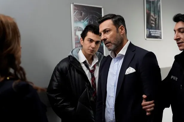 kizilcik-serbeti-bu-aksam-var-mi-kizilcik-serbeti-yeni-bolum-ne-zaman-saat-kacta-28-nisan-2023-show-tv-yayin-a-1682677716585.jpg Kızılcık Şerbeti bu akşam var mı? Kızılcık Şerbeti yeni bölüm ne zaman, saat kaçta? 28 Nisan 2023 Show TV yayın akışı!-6