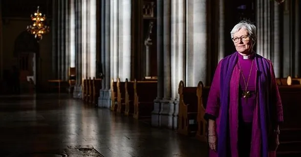 İsveç Kilisesi Başpiskoposu Antje Jackelen’den Kur’an-ı Kerim yakanlara sert tepki: Tam bir barbarlıktır