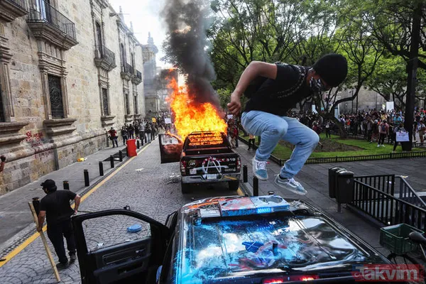 Corona Virüs Salgınıyla Kavrulan Ve Yalnızca Son Bir Haftada Covid-19'Un 4 Bin Can Aldığı Meksika, Aynı Zamanda Dünyanın En Tehlikeli Ülkesi.
