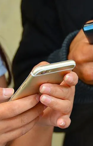 Milletvekilleri şikayetçi oldu! Prof. Dr. Faruk Bilir uyardı:Cep numaranızı asla vermeyin