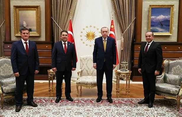 baskan-erdogan-kktc-basbakani-ersan-saneri-kabul-etti-1608745203771.jpeg Başkan Erdoğan, KKTC Başbakanı Ersan Saner'i kabul etti-2