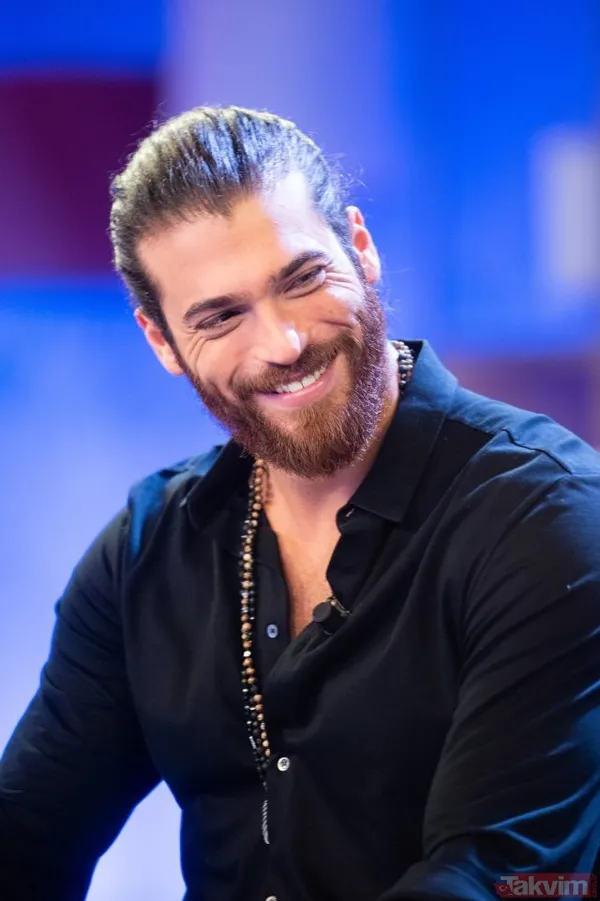 Can Yaman asker tıraşı oldu, sakalsız halini görenler tanıyamadı! İşte Can Yaman'ın yeni hali... - 1