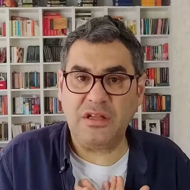 Enver Aysever CHPnin seçim yönetimini eleştirdi: Ekrem İmamoğlu ve Mansur Yavaş maymun oldu! Zibidi gibi poz verdiler...