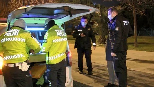 Son dakika: Kartal'da sarhoş sürücü ortalığı birbirine kattı!-5