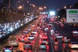 Haftanın ilk iş günü İstanbul'da trafik kilit! Anadolu yakasında yüzde 90'a ulaştı