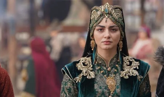 atvnin-sevilen-dizisi-kurulus-osman-milyonlari-ekrana-kilitledi-alaeddin-bey-hacli-ve-mogol-saldirisindan-iste-1702501202310.jpeg ATV'nin sevilen dizisi 'Kuruluş Osman' milyonları ekrana kilitledi! Alaeddin Bey, Haçlı ve Moğol saldırısından işte böyle kurtuldu!-2