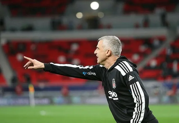 karaveliye-katar-kancasi-1641856535987.jpeg Katar'da Süper Kupa'yı Beşiktaş'la kaldıran Önder Karaveli'ye Al Gharafa Başkanı Al Thani hayran kaldı-3