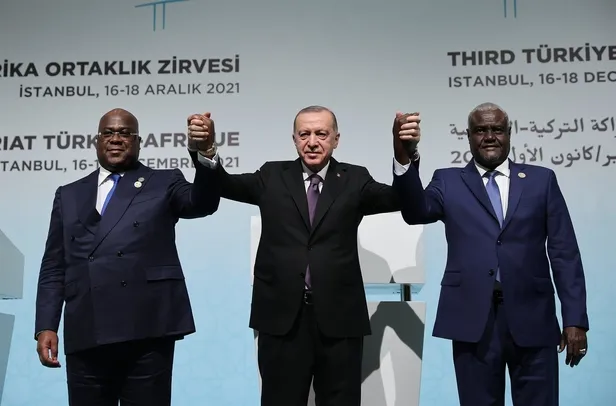 baskan-erdogandan-afrika-paylasimi-bugun-yaptigimiz-her-sey-tarihe-kazinir-1639852682462.jpeg Başkan Erdoğan'dan 'Afrika' paylaşımı: Bugün yaptığımız her şey tarihe kazınır-8