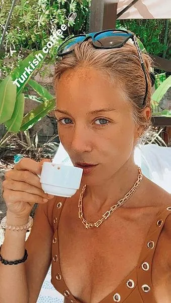 Adaları çöp sardı! Bade İşçil CHP’li İBB’ye isyan etti: Yolda yürünecek gibi değil