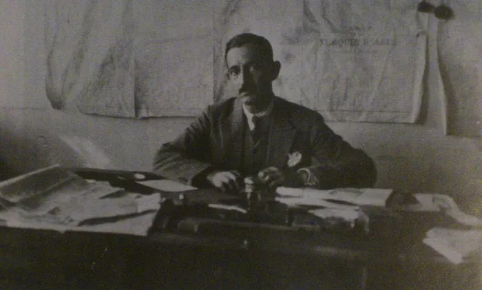 arabistanli-lawrance-bir-degil-bin-libyada-daes-imami-kuduste-mossad-ajani-kirik-yillik-namazlarinizi-tekrar-k-1702298802623.jpeg Arabistanlı Lawrence bir değil bin! Libya’da DAEŞ imamı Kudüs’te MOSSAD ajanı: Kırk yıllık namazlarınızı tekrar kılın-4