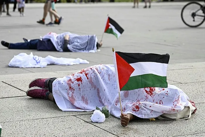 ABD Washington'da katil İsrail'in Gazze'ye yönelik saldırılarına karşı sembolik protesto eylemi düzenledi-6