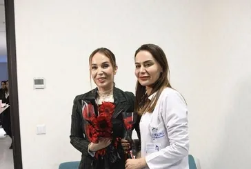 Esra Ronabar'dan 8 Mart'ta Dünya Kadınlar Günü'nde anlamlı buluşma!