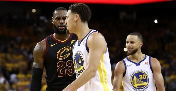 Golden State Warriors - Cleveland Cavaliers maçında gülen Golden State oldu