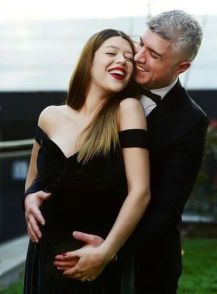 Özcan Deniz ile Feyza Aktan'dan nikah pozları-2