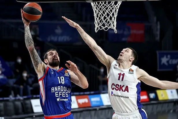 euroleaguede-farkli-galibiyet-anadolu-efes-100-70-cska-moskova-mac-sonucu-1614888410384.jpeg EuroLeague'de farklı galibiyet! Anadolu Efes 100-70 CSKA Moskova | MAÇ SONUCU-3