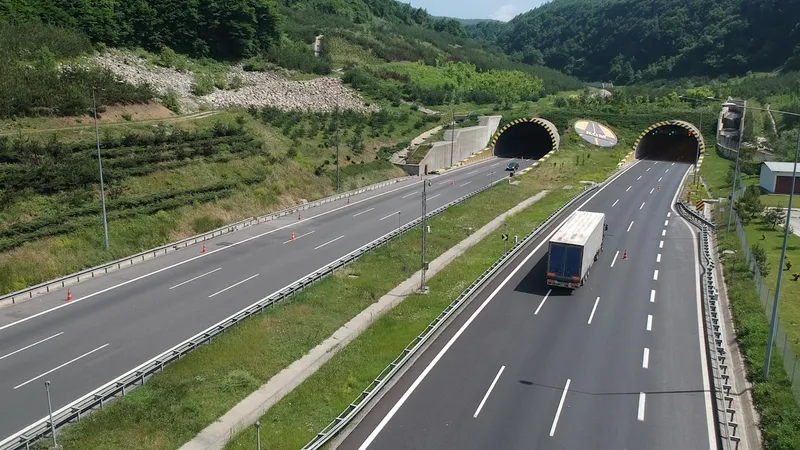 Bolu Dağı Tüneli'nde 50 günlük çalışma! Tarih belli oldu: İstanbul istikameti trafiğe kapanıyor-2