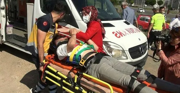 Sivas’ta duygulandıran anlar! Yaralanan sürücü sağlık görevlisinin eline sarıldı