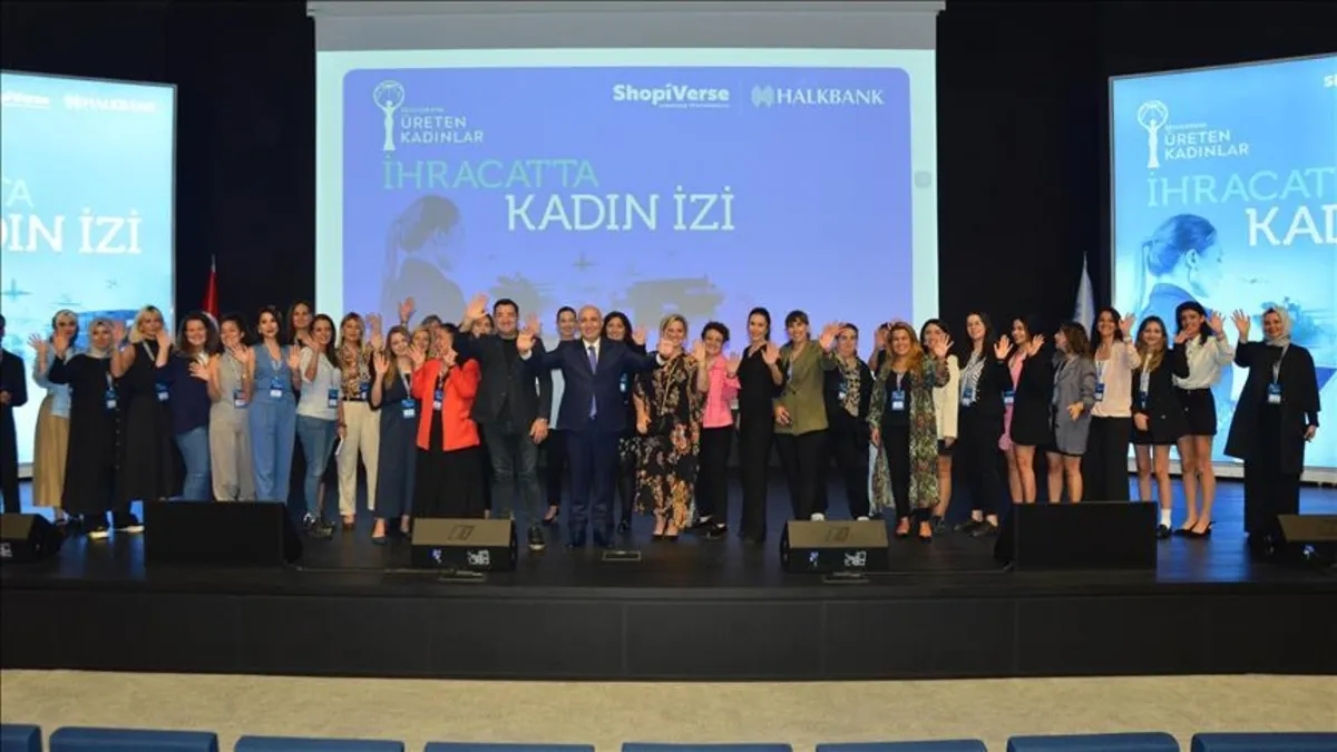 Halkbank'tan girişimcilere e-ihracat fırsatı