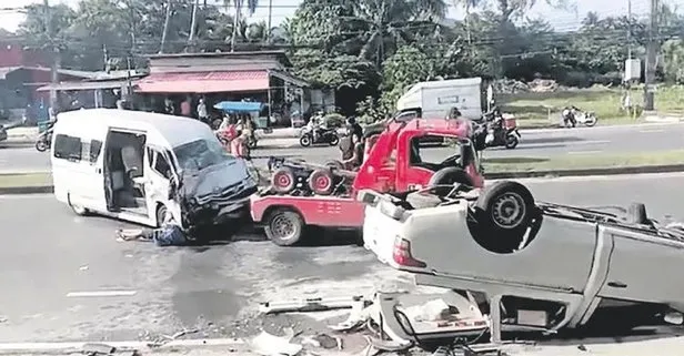 Phuket’te kaza! 5 Türk yaralandı