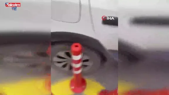 Ehliyet sınavından 7'inci kez kalan genç ortalığı birbirine kattı