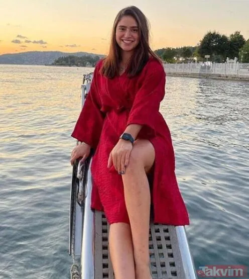 Survivor Ayşe Yüksel’in yatak pozu sevenlerini kızdırdı! Sosyal medyayı ikiye böldü! Masterchef Sergen’le aşk yaşadığı iddia ediliyordu... - 4