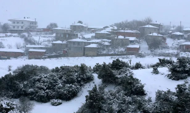 kocaeli-duzce-sakarya-yarin-okullar-tatil-mi-20-ocak-2022-kocaeli-duzce-sakarya-valiligi-kar-tatili-aciklamasi-1642604241060.jpg 20 Ocak 2022 Kocaeli, Düzce, Sakarya Valiliği kar tatili açıklaması var mı? Kocaeli, Düzce, Sakarya bugün okullar tatil mi?-2