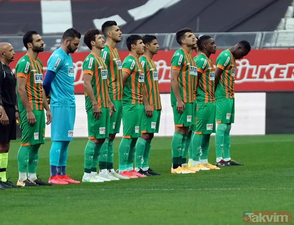 Beşiktaş Teknik Direktörü Sergen Yalçın Alanyaspor galibiyeti sonrası konuştu: Lige geri döndük - 32