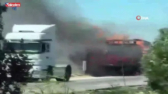Bursa'da TIR alev alev yandı