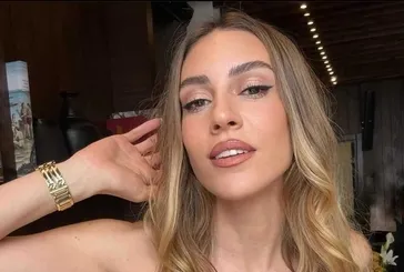 Sinem Kobal dönüyor! Güzel oyuncunun Alp Navruz ile başrollerini paylaştığı filmin afişi yayınlandı