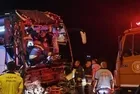 Gaziantep’te yolcu otobüsü tırla çarpıştı: Şoför ve muavin hayatını kaybetti, 22 kişi yaralandı