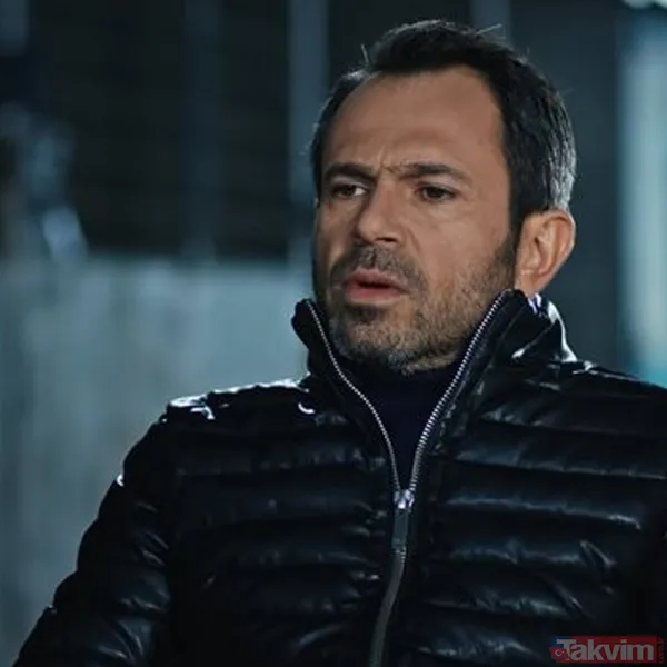 63 yaşında damat olmuştu! 4. kez evlenen Burak Sergen’in balayından ilk kare geldi! Eşiyle denizin ortasında... - 12