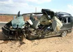 Minibüs ile tır çarpıştı: 2 ölü