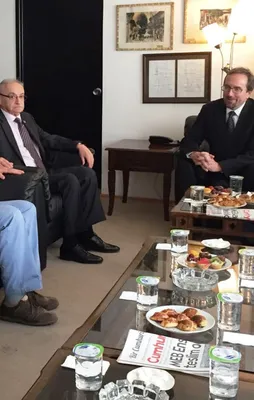 Bass'tan giderayak küstah mesajlar