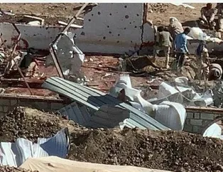 Askeri kampa hava saldırısı: 87 ölü