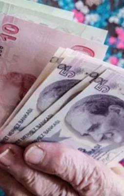 Emekliye maaş ödemesi başladı! Emekliye bayram ikramiyesi 2018 ne zaman verilecek? Emekli maaşı ne zaman yatacak?