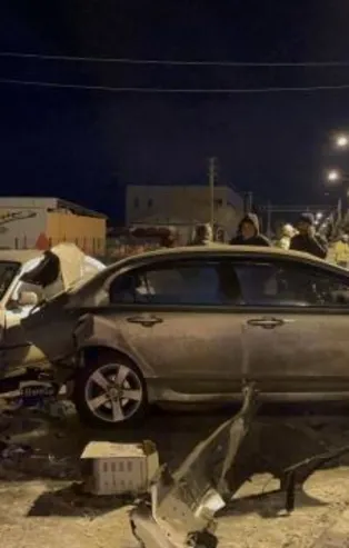 Niğde'de 3 araç birbirine girdi, 7 kişi yaralandı