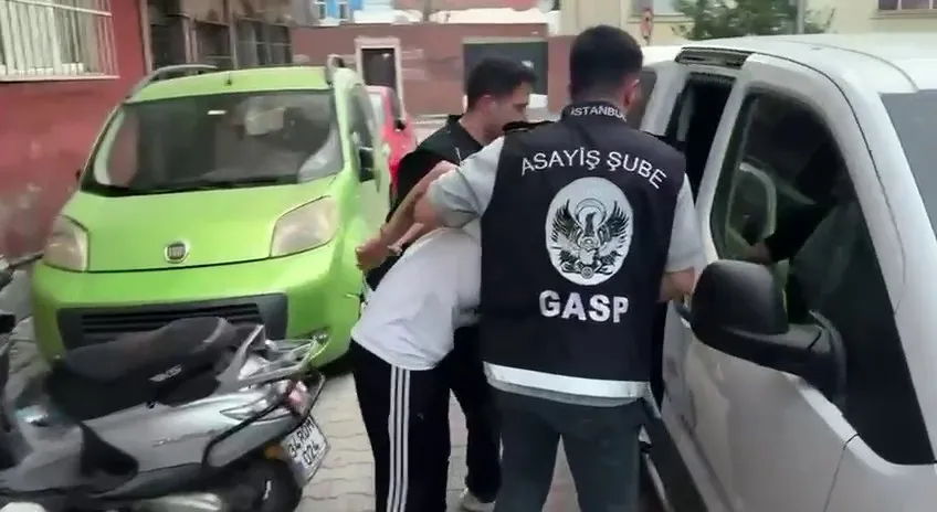 sapkalilar-grubuna-operasyon-cok-sayida-gozalti-1786700763062.jpeg “Şapkalılar Grubu”na operasyon! Çok sayıda gözaltı-2